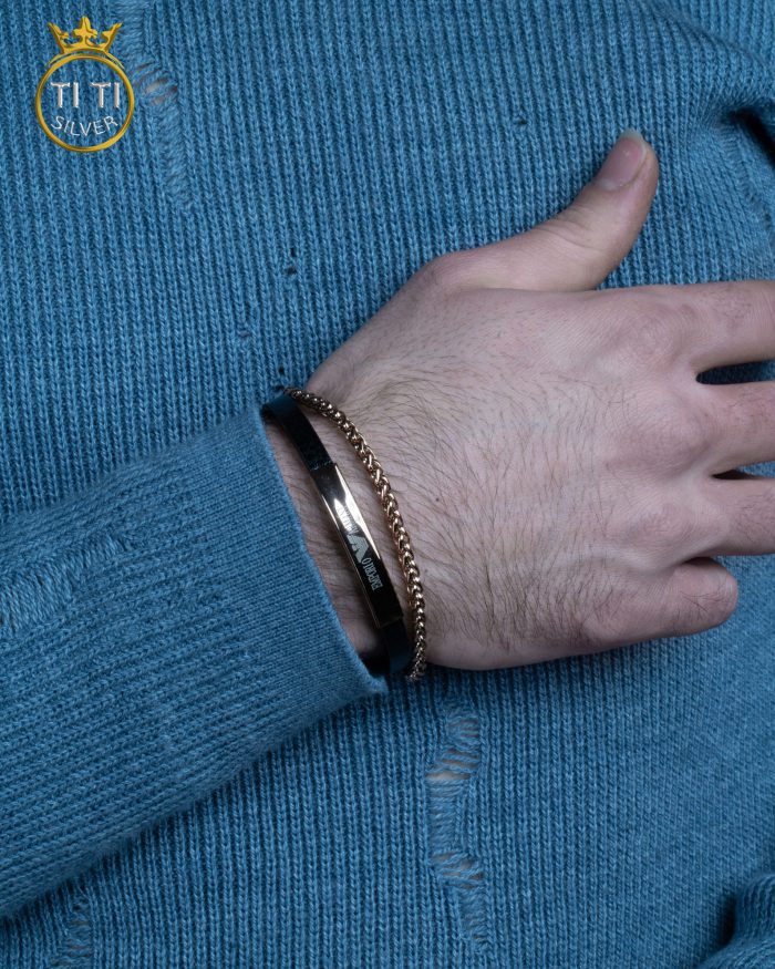 دستبند چرم مردانه امپرو آرمانی