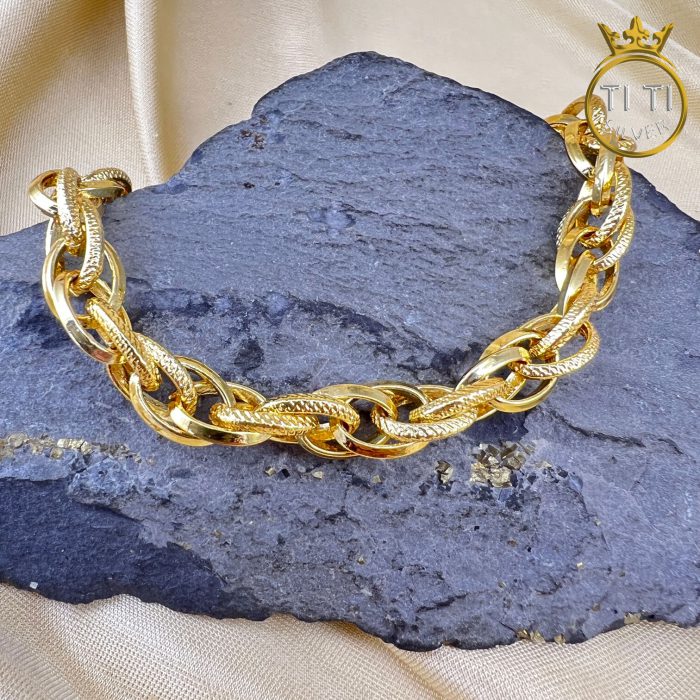 دستبند زنانه طرح طلا 2
